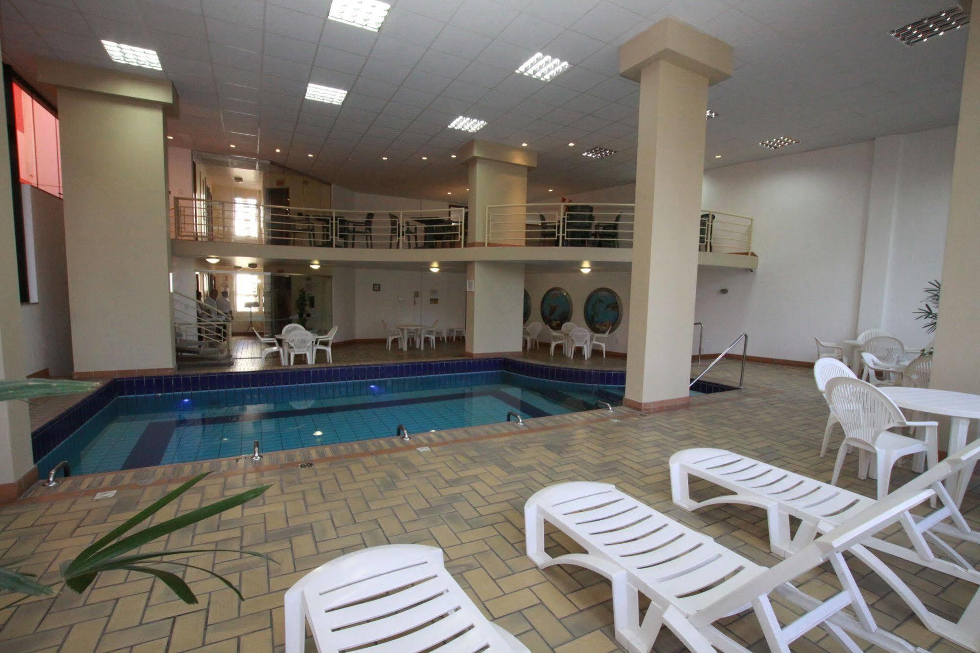 Hotel Blumenau - Balneário Camboriú Dış mekan fotoğraf